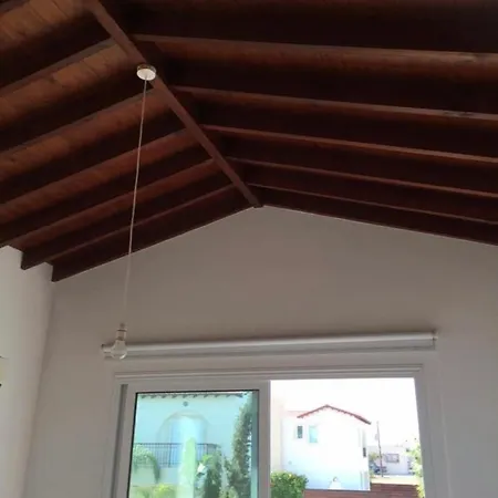 Millie Cyprus Villa Protarász