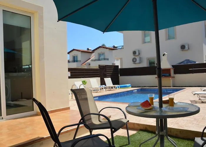 Millie Cyprus Vila Protaras